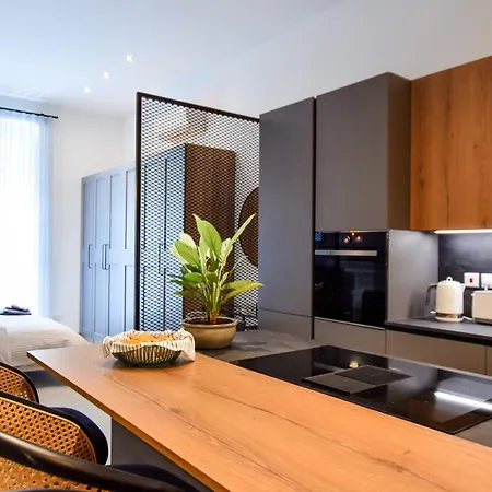 公寓 Naomi's - Designer Furnished In The Heart Of 斯利马